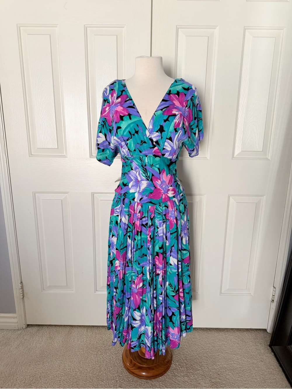 Floral Vintage 80s Dress in Teal and Purple
